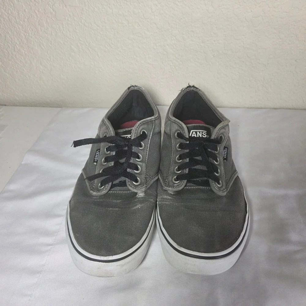 Vans Atwood Low Top Skate Shoes Gray Canvas Black Laces Sneakers M-9